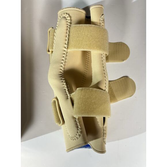 FLA ORTHOPEDICS Stabilizing SM Knee Brace w/Composite Hinges Beige New in Box - Picture 11 of 16